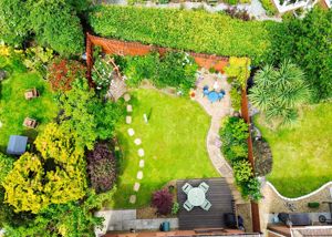 Photo 25- click for photo gallery